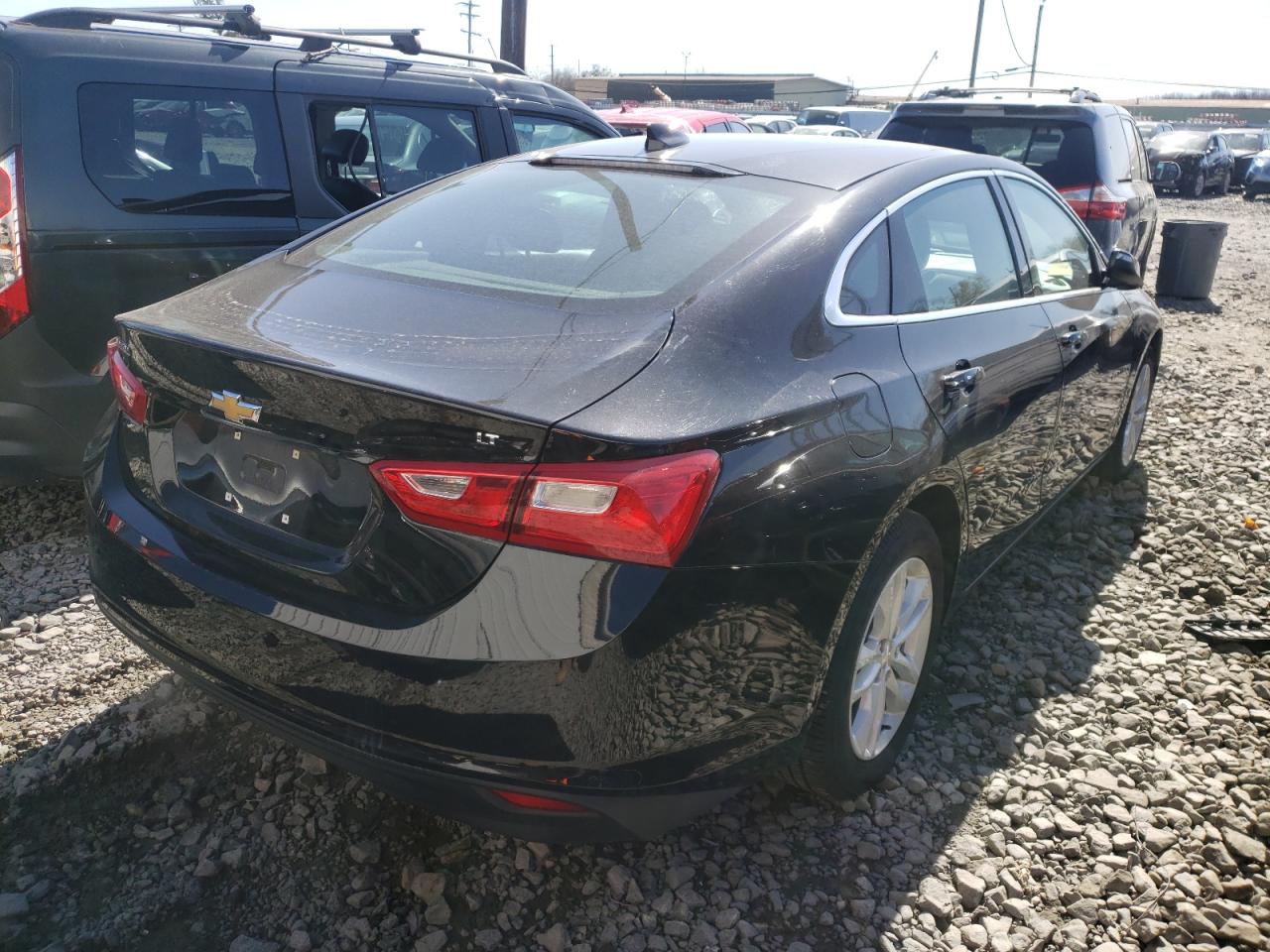 Photo 4 from auction – 2018 CHEVROLET MALIBU LT with VIN 1G1ZD5ST4JF214965