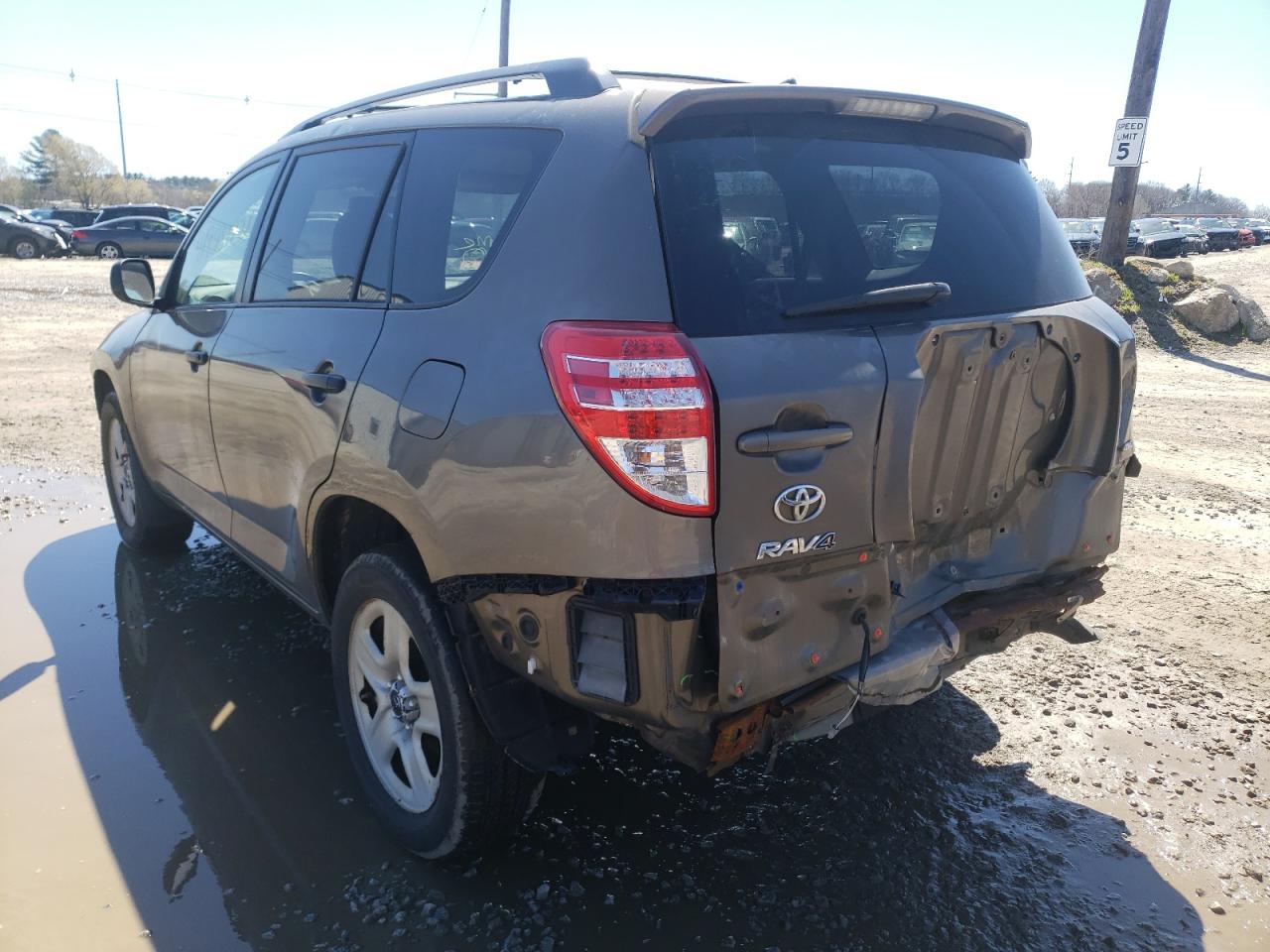 Photo 3 from auction – 2011 TOYOTA RAV4 with VIN 2T3BK4DV2BW049974