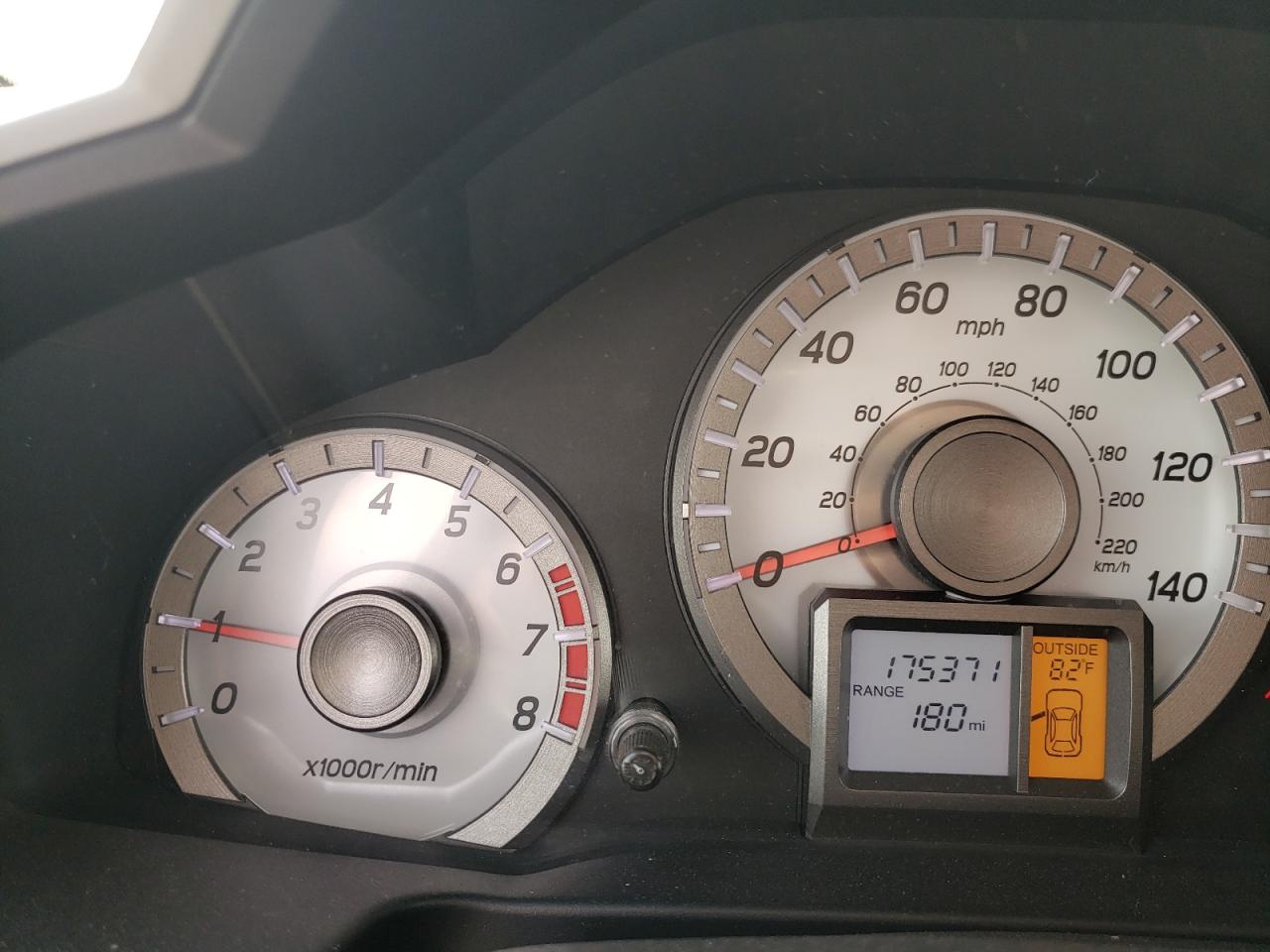 Фото 8 с аукциона – 2012 HONDA PILOT EXL с VIN 5FNYF3H54CB015187