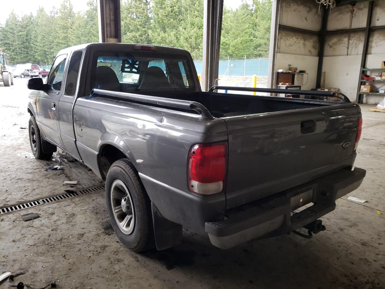Photo 3 from auction – 2000 FORD RANGER SUP with VIN 1FTYR14X1YTA17924