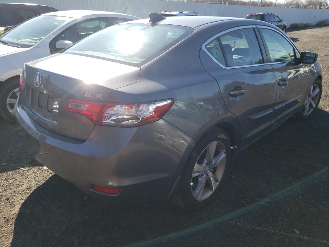 Photo 4 from auction – 2013 ACURA ILX 20 TEC with VIN 19VDE1F72DE005722