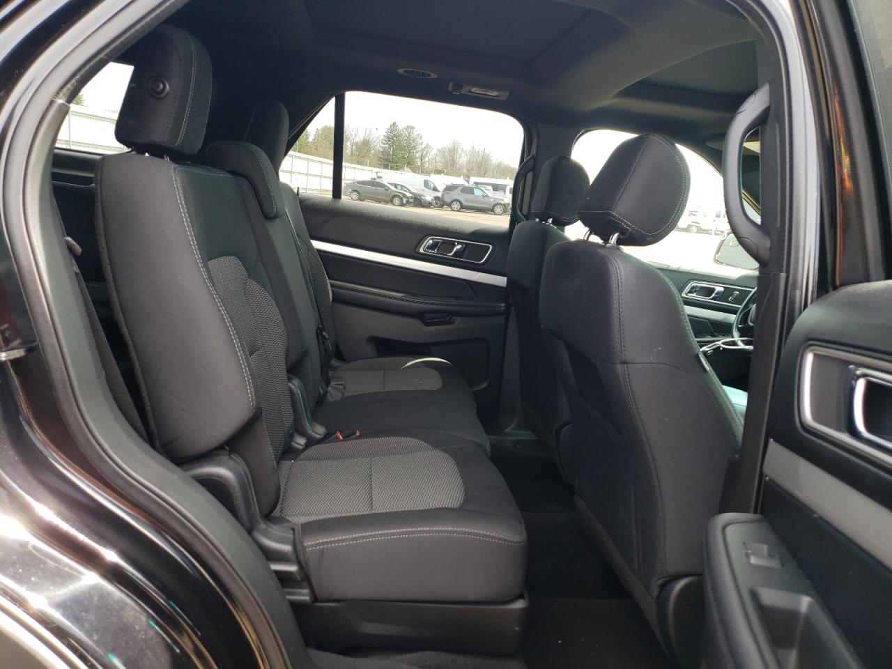 Photo 6 from auction – 2016 FORD EXPLORER X with VIN 1FM5K8D81GGD18897