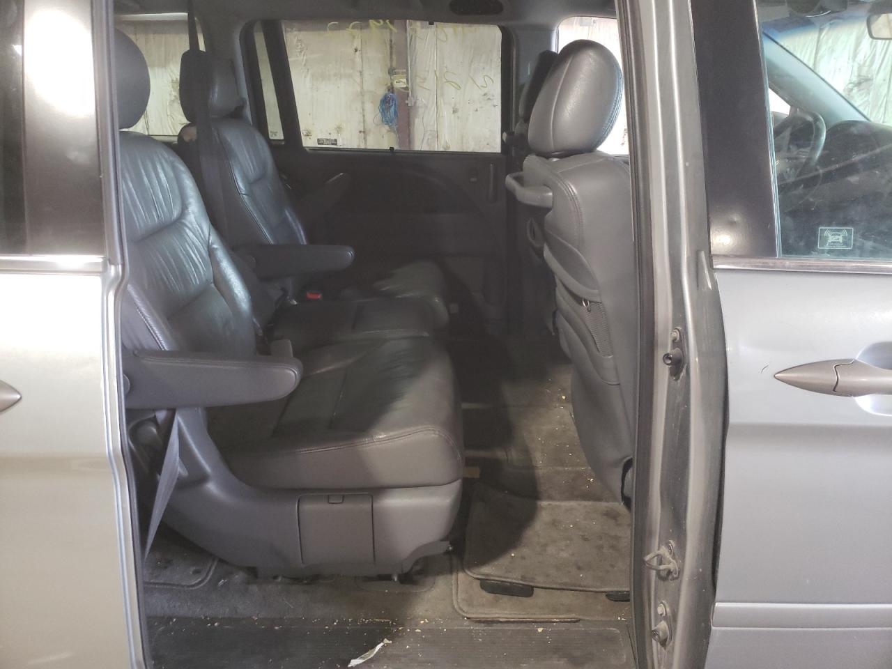 Photo 6 from auction – 2005 HONDA ODYSSEY with VIN 5FNRL38665B041041