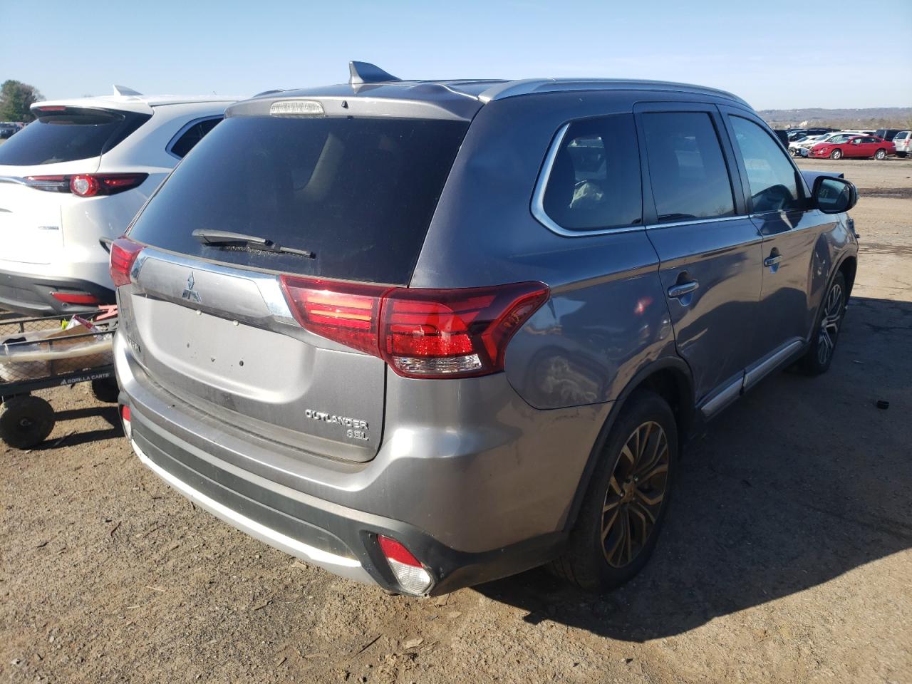 Photo 4 from auction – 2018 MITSUBISHI OUTLANDER with VIN JA4AD3A31JJ005796