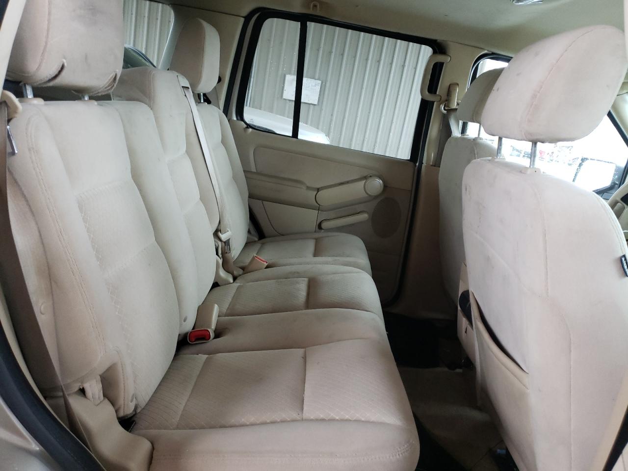 Photo 6 from auction – 2006 FORD EXPLORER X with VIN 1FMEU72E76UA37443