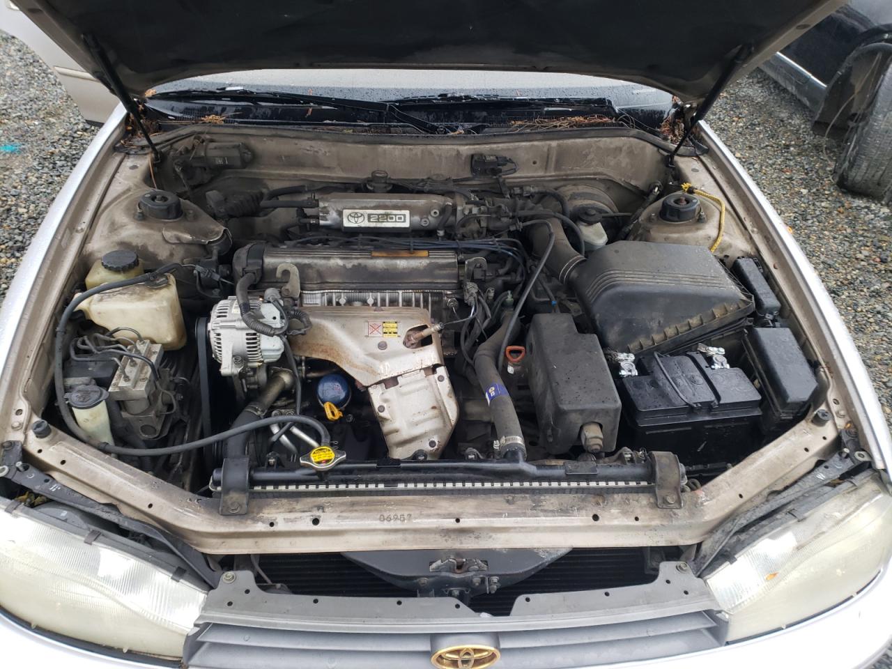 Photo 7 from auction – 1994 TOYOTA CAMRY with VIN 4T1SK12E6RU374602