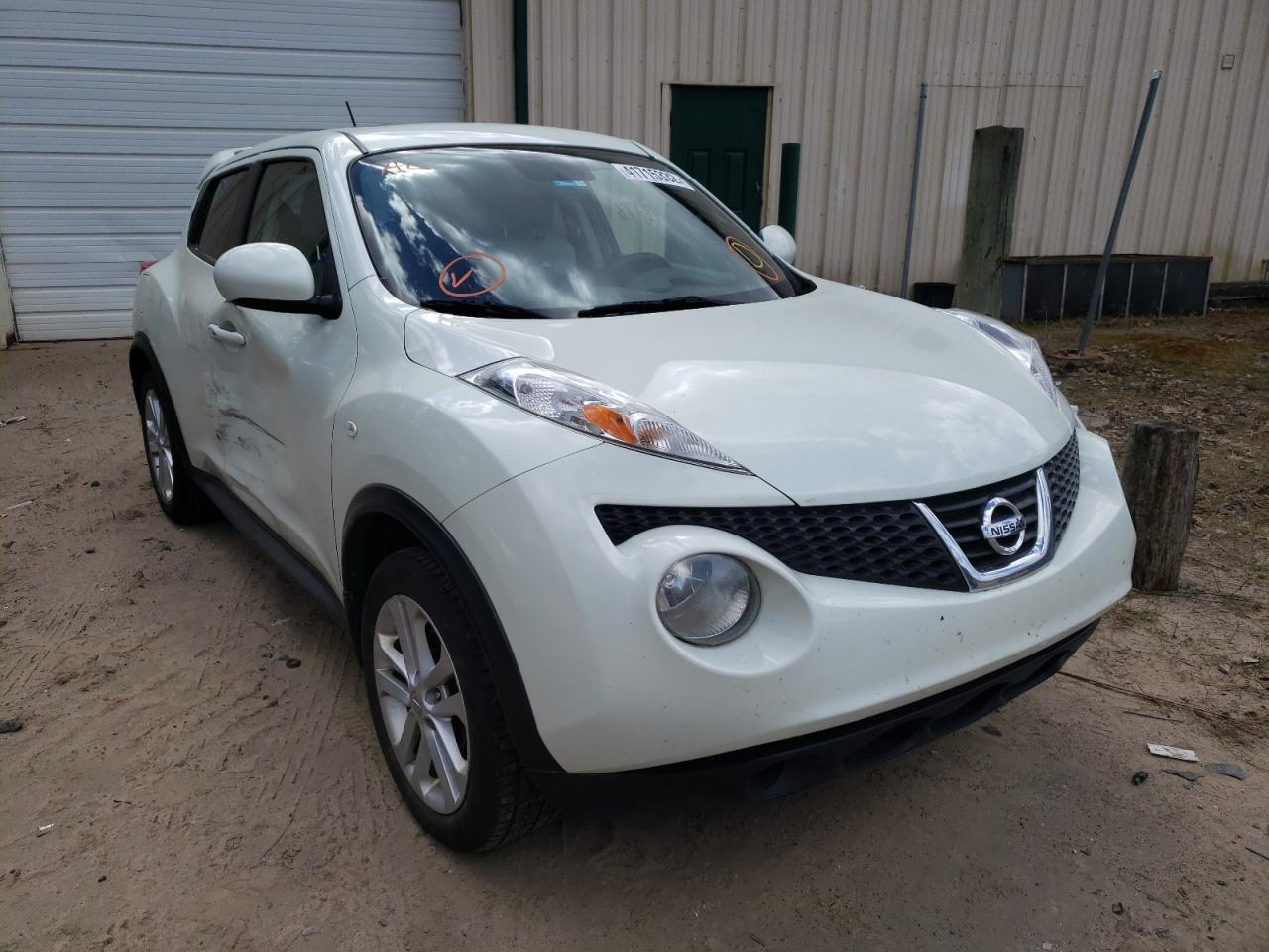 NISSAN JUKE S 2011 with VIN JN8AF5MV1BT017658 - Photo from auction