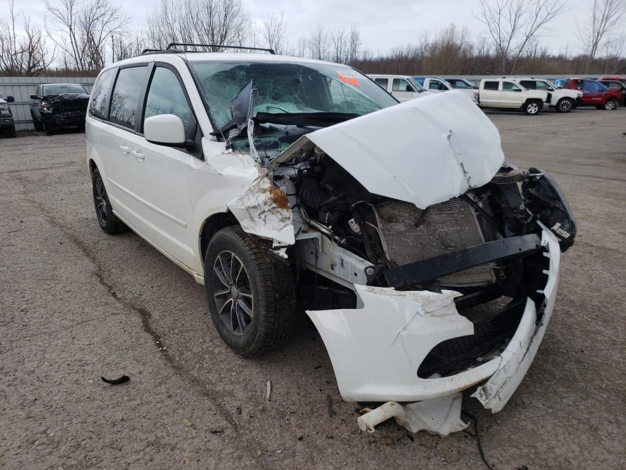 DODGE GRAND CARA 2017 with VIN 2C4RDGEG1HR799556 - Photo from auction