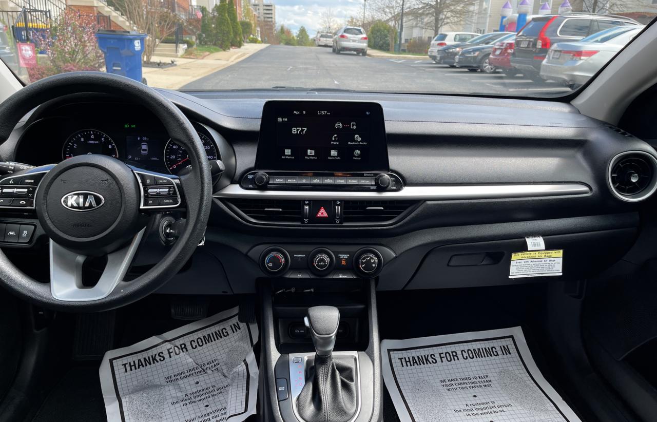 Photo 9 from auction – 2021 KIA FORTE FE with VIN 3KPF24AD5ME388661