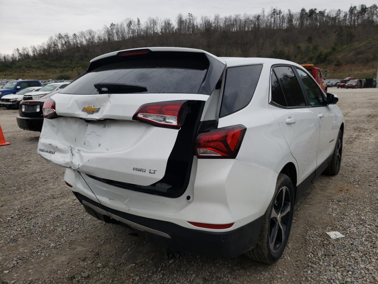 Photo 4 from auction – 2022 CHEVROLET EQUINOX LT with VIN 3GNAXUEVXNL141025