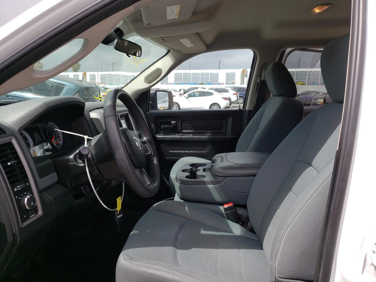 Photo 5 from auction – 2014 RAM 1500 ST with VIN 1C6RR6KT9ES272167