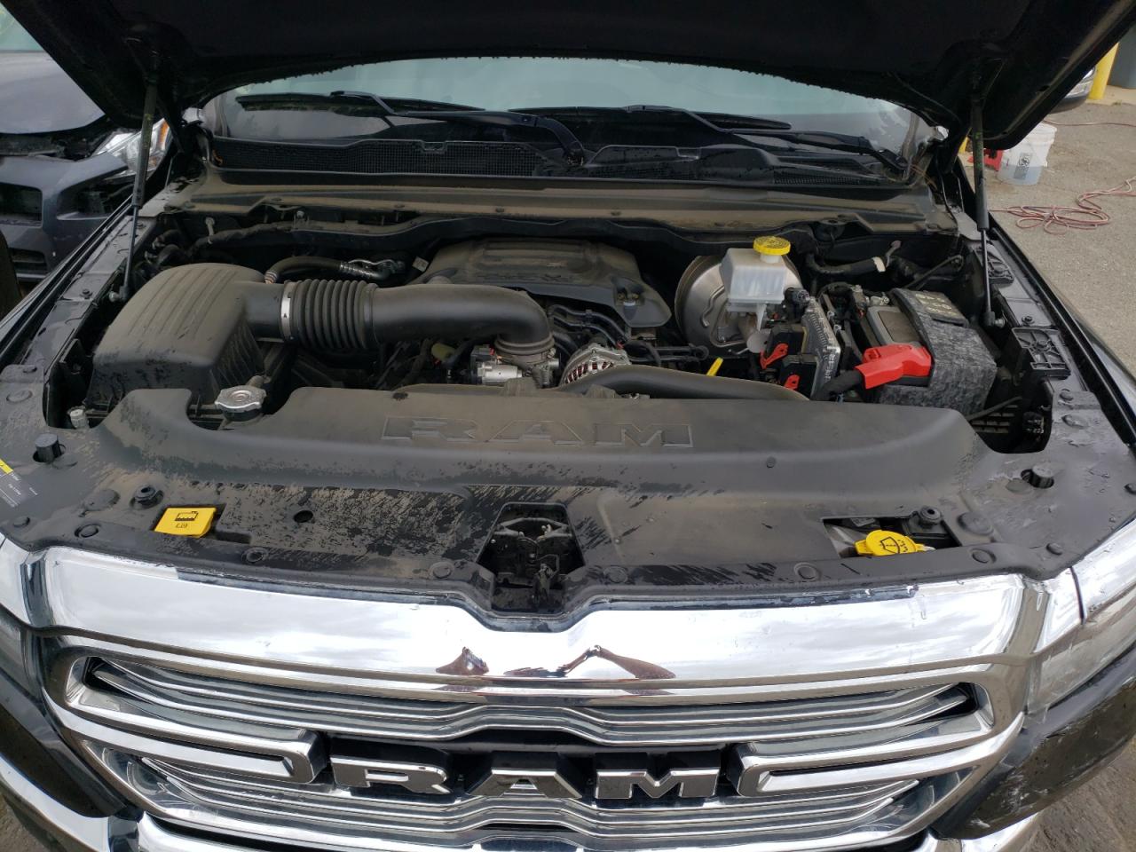 Photo 7 from auction – 2020 RAM 1500 LARAM with VIN 1C6SRFJT8LN244181