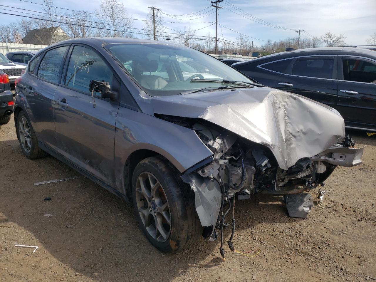 FORD FOCUS SE 2014 with VIN 1FADP3K28EL257237 - Photo from auction