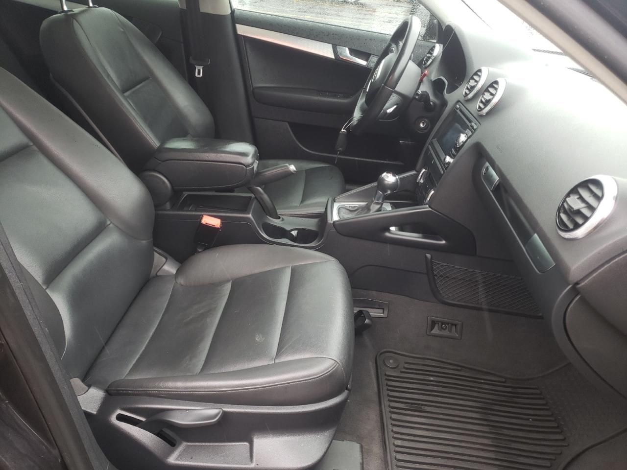Foto 5 de la subasta – 2011 AUDI A3 PREMIUM con VIN WAUKJAFM6BA012685