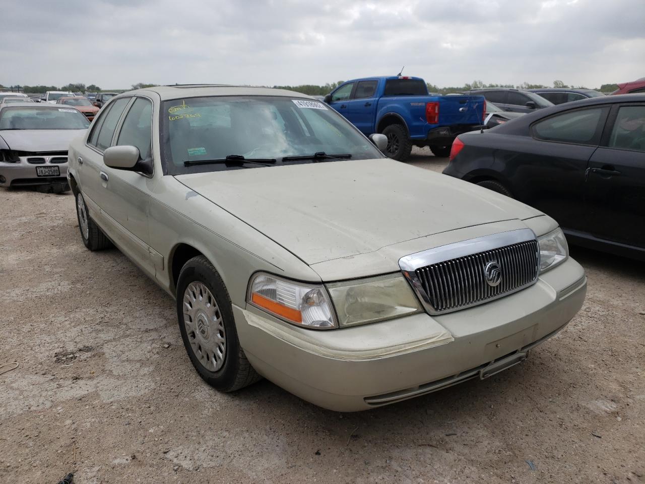 MERCURY GRAND MARQ 2004 with VIN 2MEFM74W04X602764 - Photo from auction