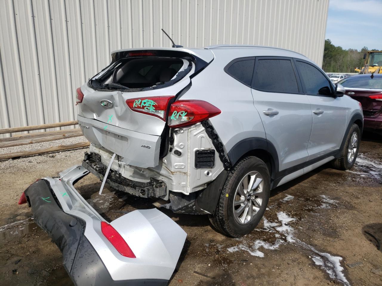 Photo 4 from auction – 2017 HYUNDAI TUCSON LIM with VIN KM8J3CA48HU459176