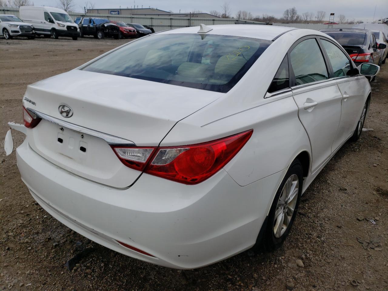 Photo 4 from auction – 2013 HYUNDAI SONATA GLS with VIN 5NPEB4AC0DH737627