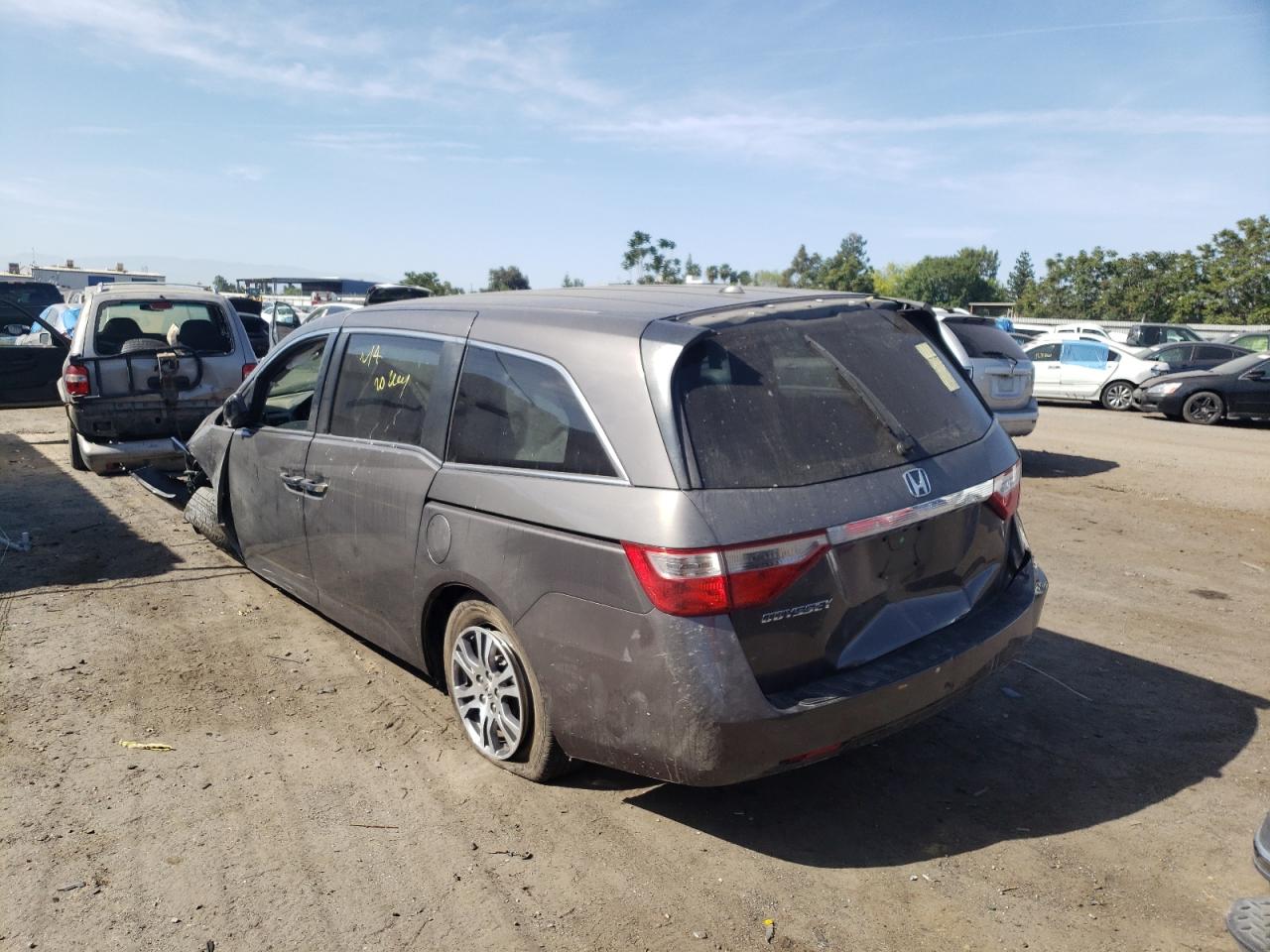 Photo 3 from auction – 2011 HONDA ODYSSEY EX with VIN 5FNRL5H60BB092073