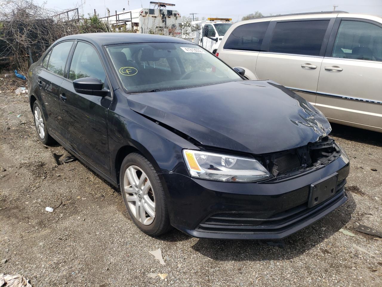 Photo 1 from auction – 2015 VOLKSWAGEN JETTA BASE with VIN 3VW2K7AJ1FM217207