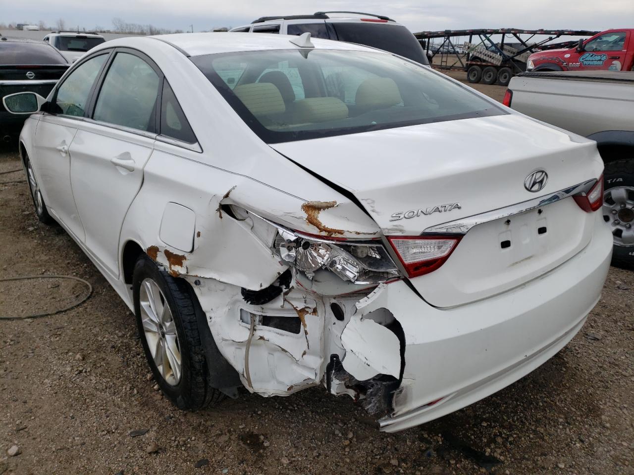 Photo 3 from auction – 2013 HYUNDAI SONATA GLS with VIN 5NPEB4AC0DH737627