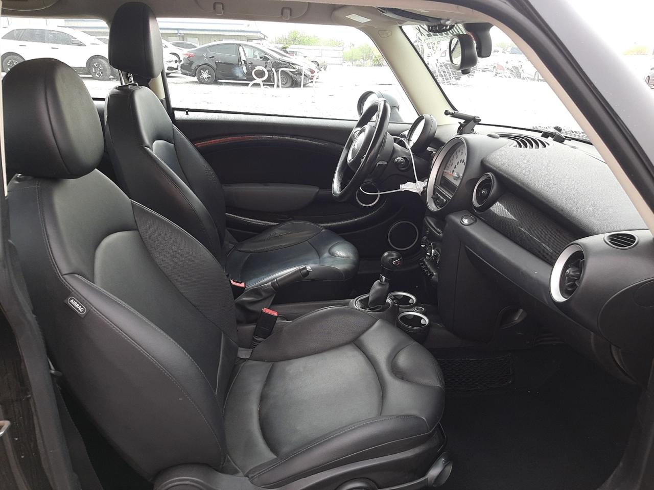 Photo 5 from auction – 2012 MINI COOPER S with VIN WMWSV3C52CT385421
