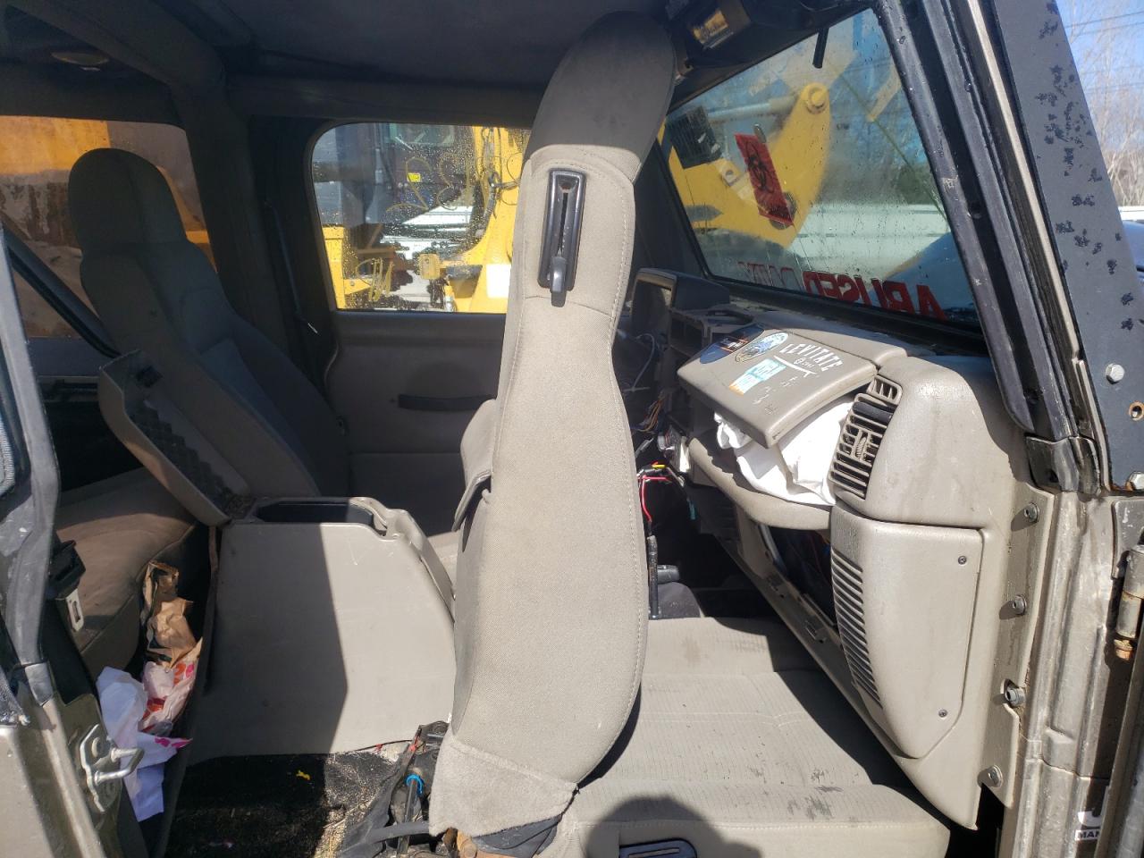 Photo 5 from auction – 2003 JEEP WRANGLER / with VIN 1J4FA59S03P311054