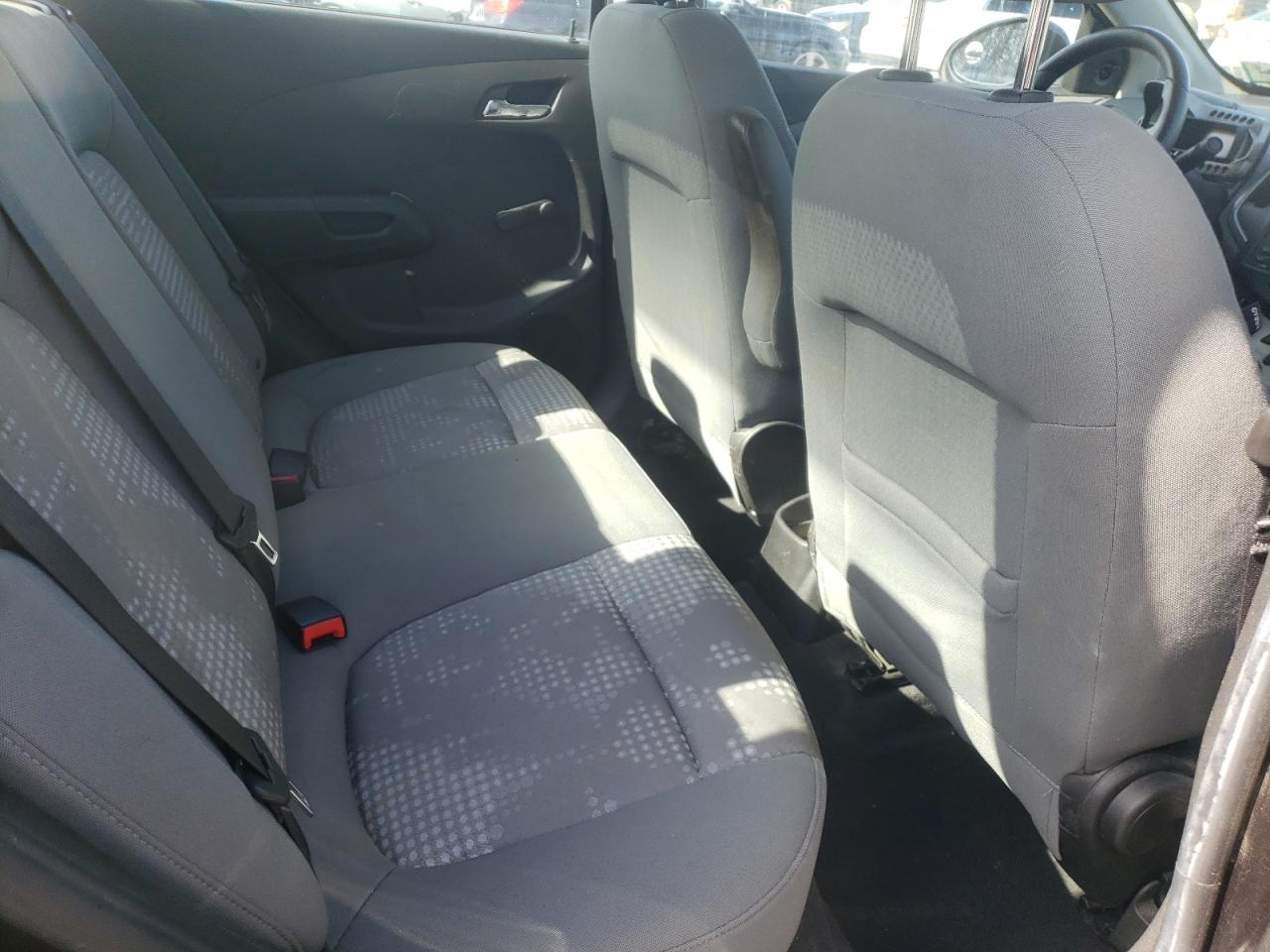 Photo 6 from auction – 2014 CHEVROLET SONIC LS with VIN 1G1JA5SH6E4240003