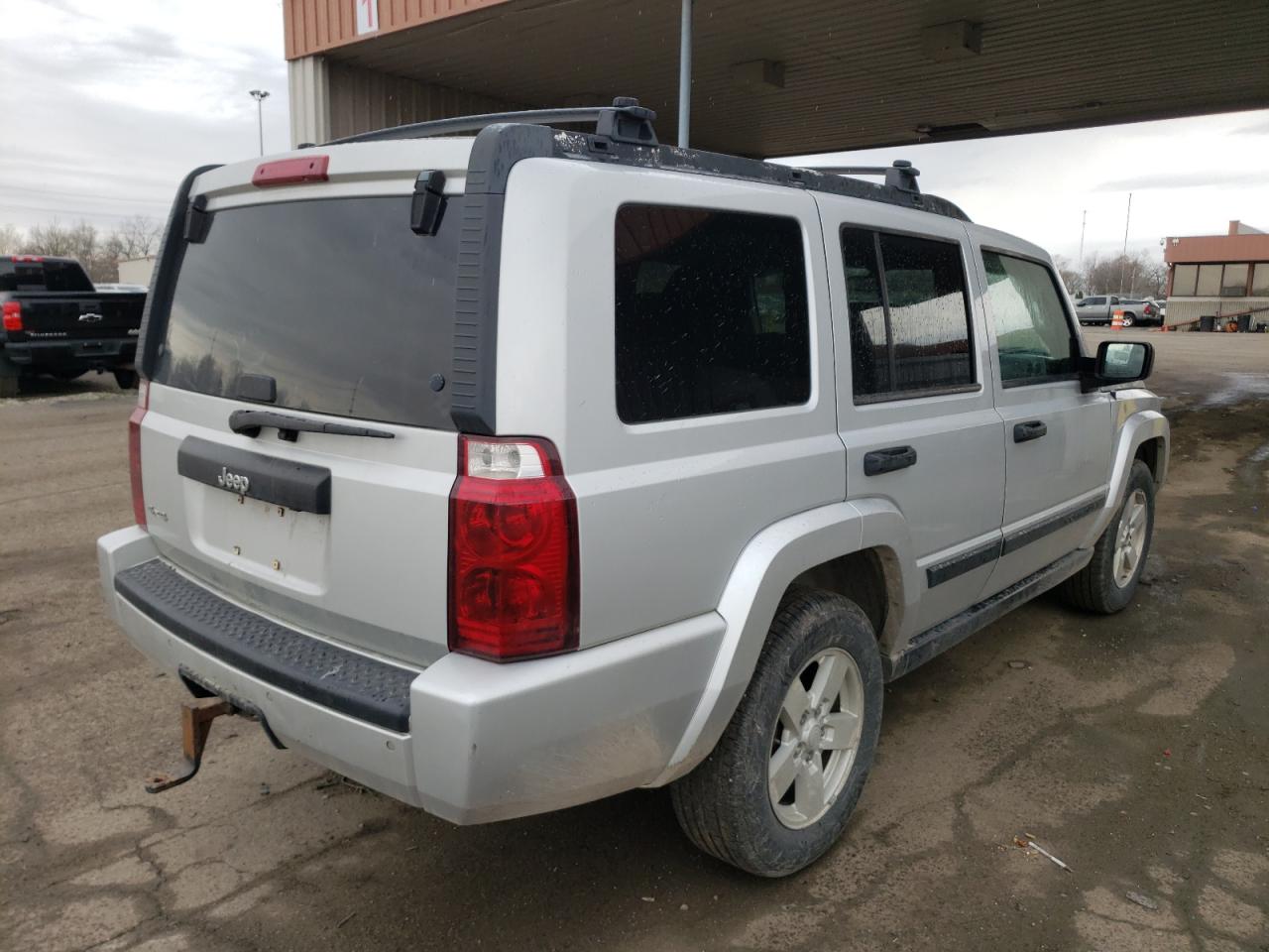 Photo 4 from auction – 2006 JEEP COMMANDER with VIN 1J8HG48K16C280104