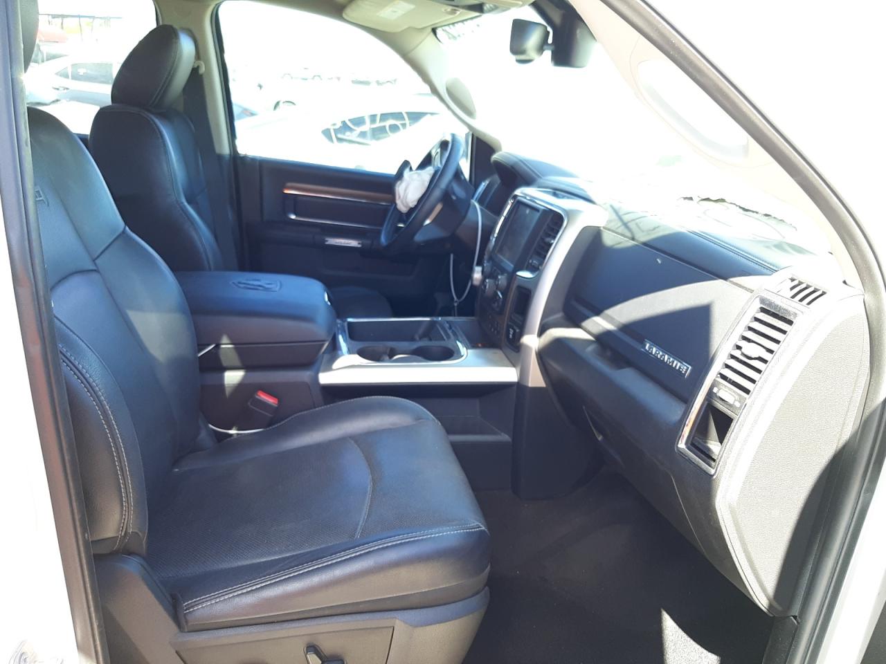 Photo 5 from auction – 2017 RAM 1500 LARAM with VIN 1C6RR6NT8HS535426
