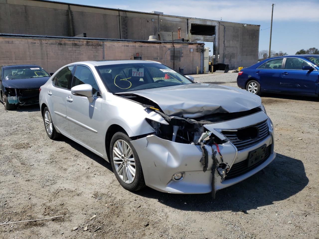LEXUS ES 350 2014 with VIN JTHBK1GG0E2120192 - Photo from auction