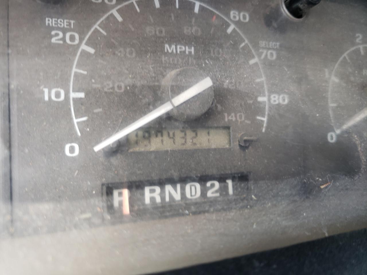 Photo 8 from auction – 1994 FORD F250 with VIN 1FTHF26KXRNB83476