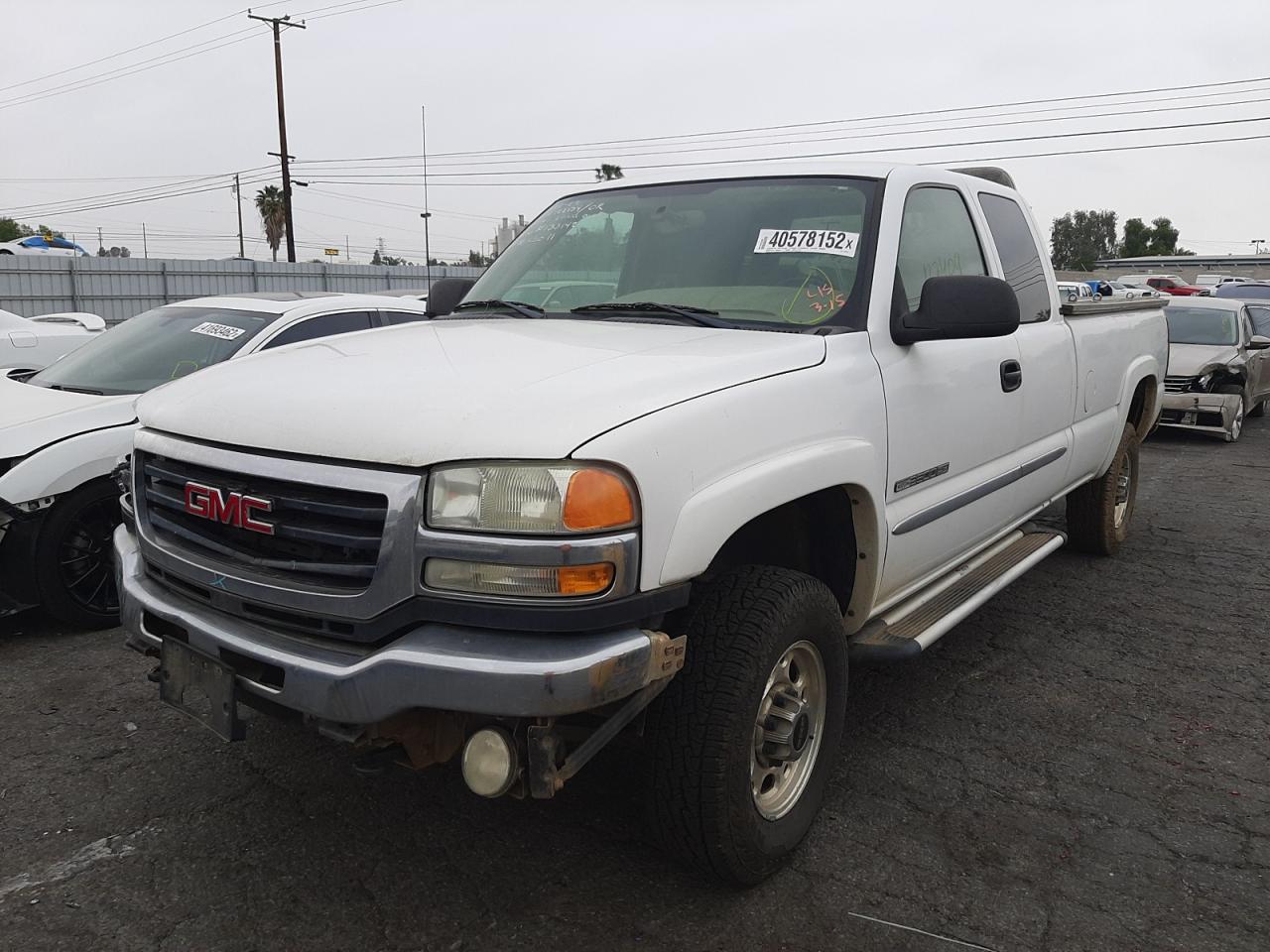 Photo 2 from auction – 2004 GMC SIERRA C25 with VIN 1GTHC29U44E383199