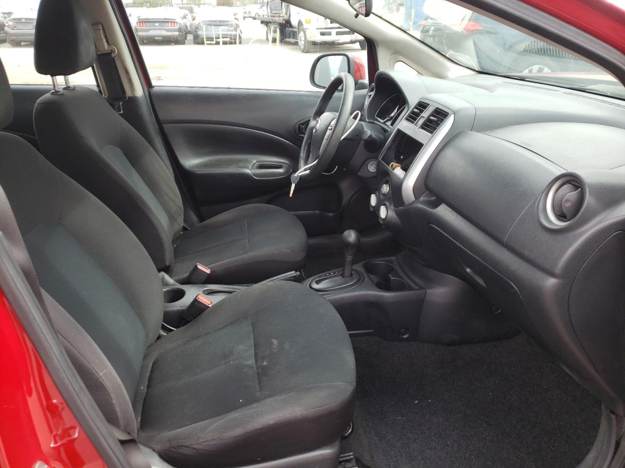 Photo 5 from auction – 2014 NISSAN VERSA NOTE with VIN 3N1CE2CP5EL420451