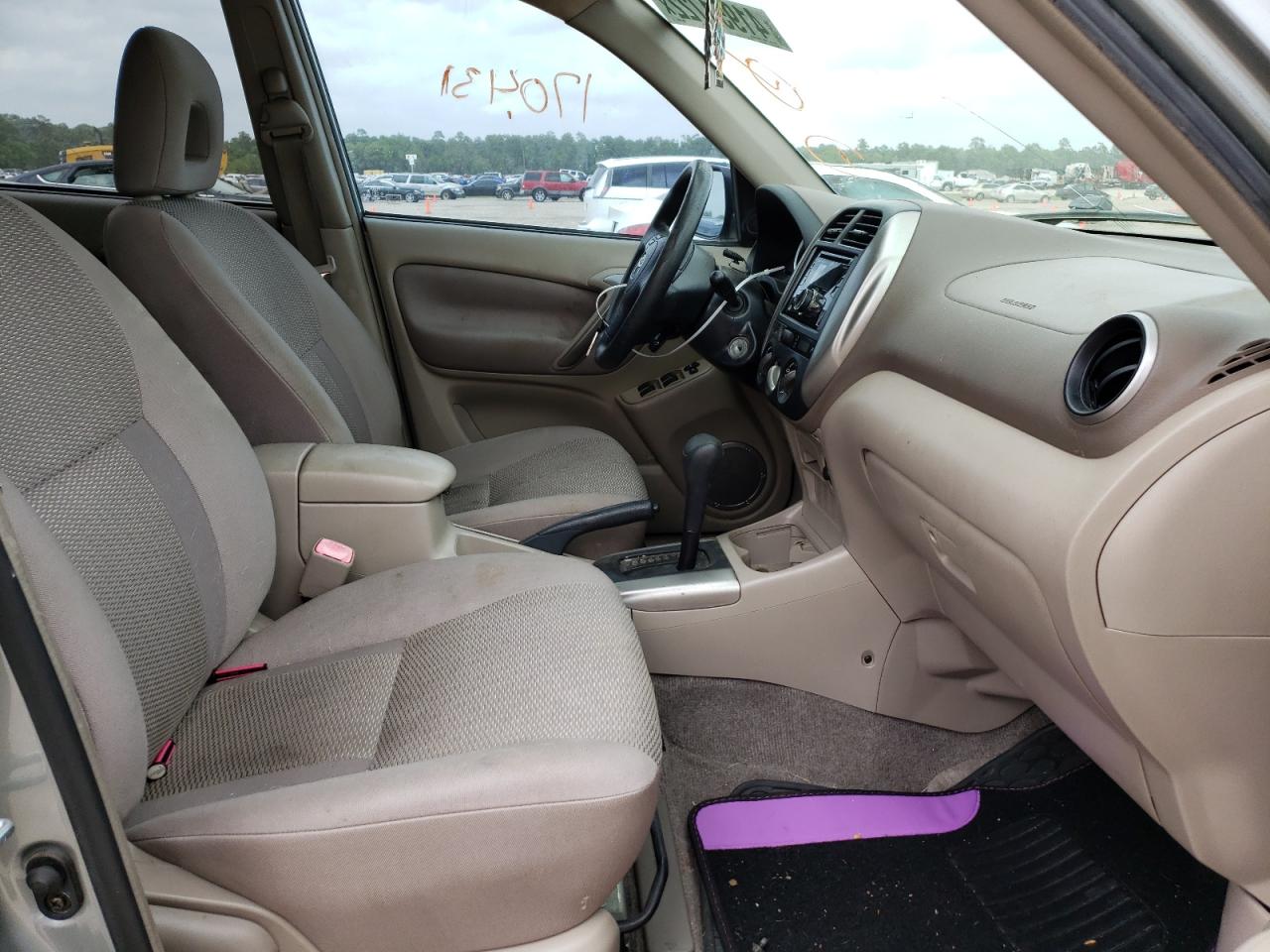 Zdjęcie 5 z aukcji – 2004 TOYOTA RAV4 z VIN JTEGD20V940022283