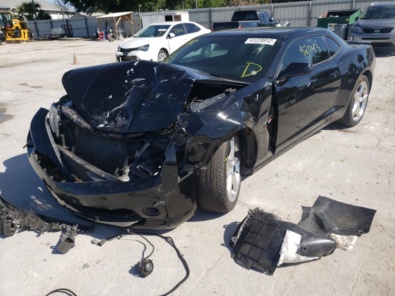 Photo 2 from auction – 2014 CHEVROLET CAMARO LT with VIN 2G1FB1E31E9311732