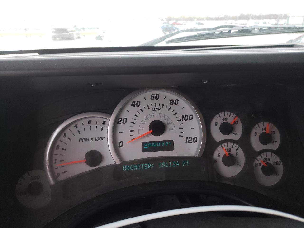 Фото 8 с аукциона – 2003 HUMMER H2 с VIN 5GRGN23U53H123159