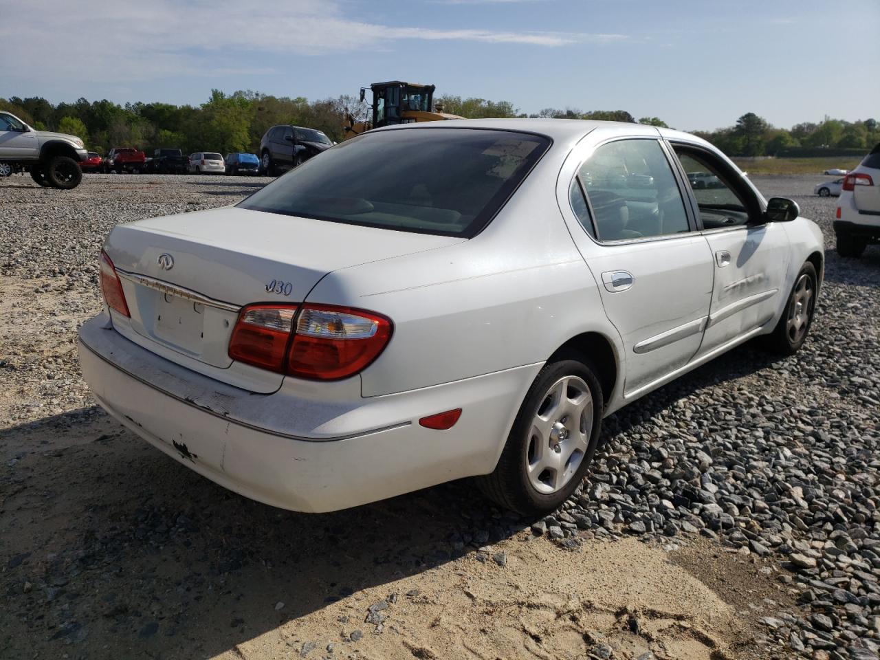 Photo 4 from auction – 2001 INFINITI I30 with VIN JNKCA31A71T008288