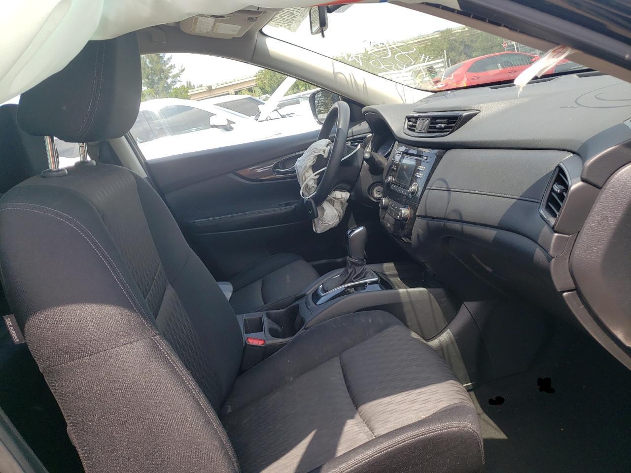 Photo 5 from auction – 2017 NISSAN ROGUE S with VIN JN8AT2MT8HW138684