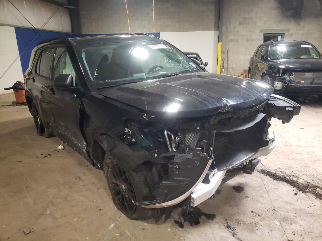 صورة رقم 1 من المزاد - 2020 FORD EXPLORER X مع VIN 1FMSK8DH2LGD12099