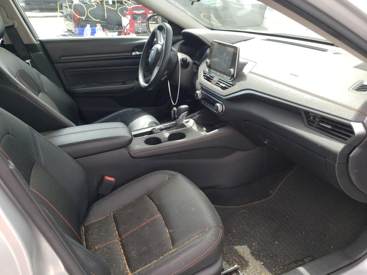 Photo 5 from auction – 2020 NISSAN ALTIMA SR with VIN 1N4BL4CV2LC248712