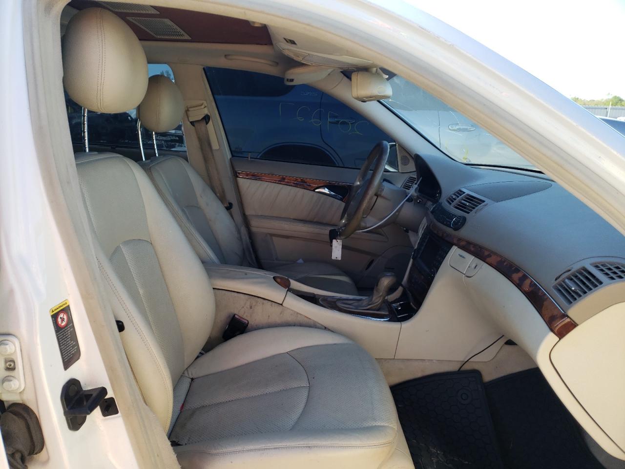 Photo 5 from auction – 2005 MERCEDES-BENZ E 320 with VIN WDBUF65J95A645315