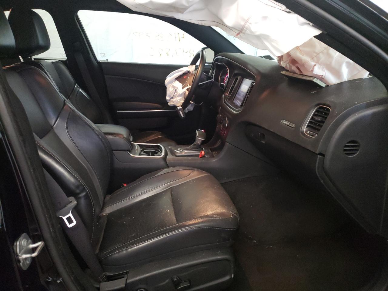 Photo 5 from auction – 2015 DODGE CHARGER SX with VIN 2C3CDXJG3FH903404