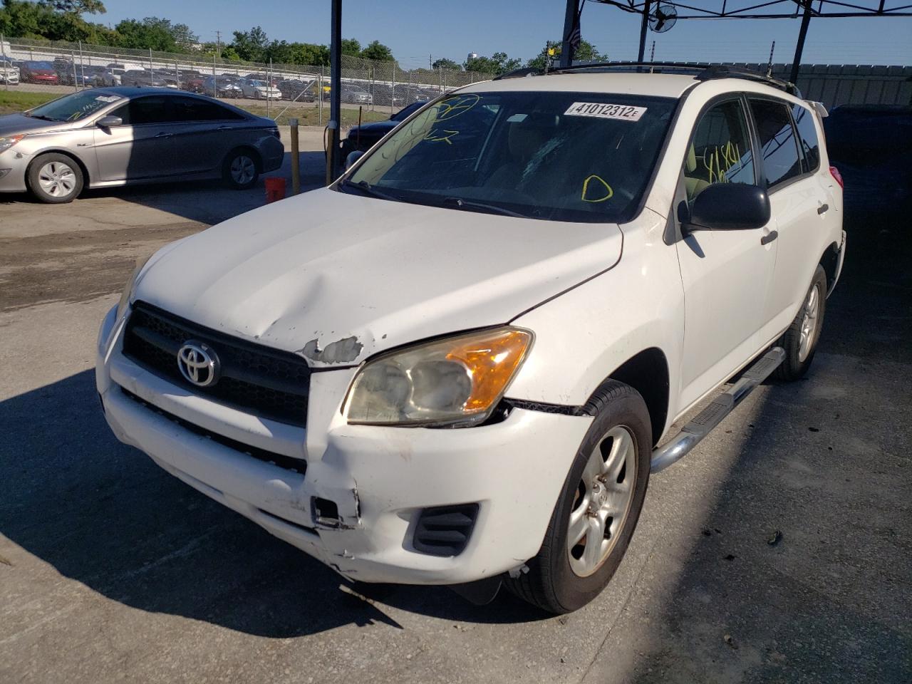 Photo 2 from auction – 2009 TOYOTA RAV4 with VIN JTMZF33V495008438