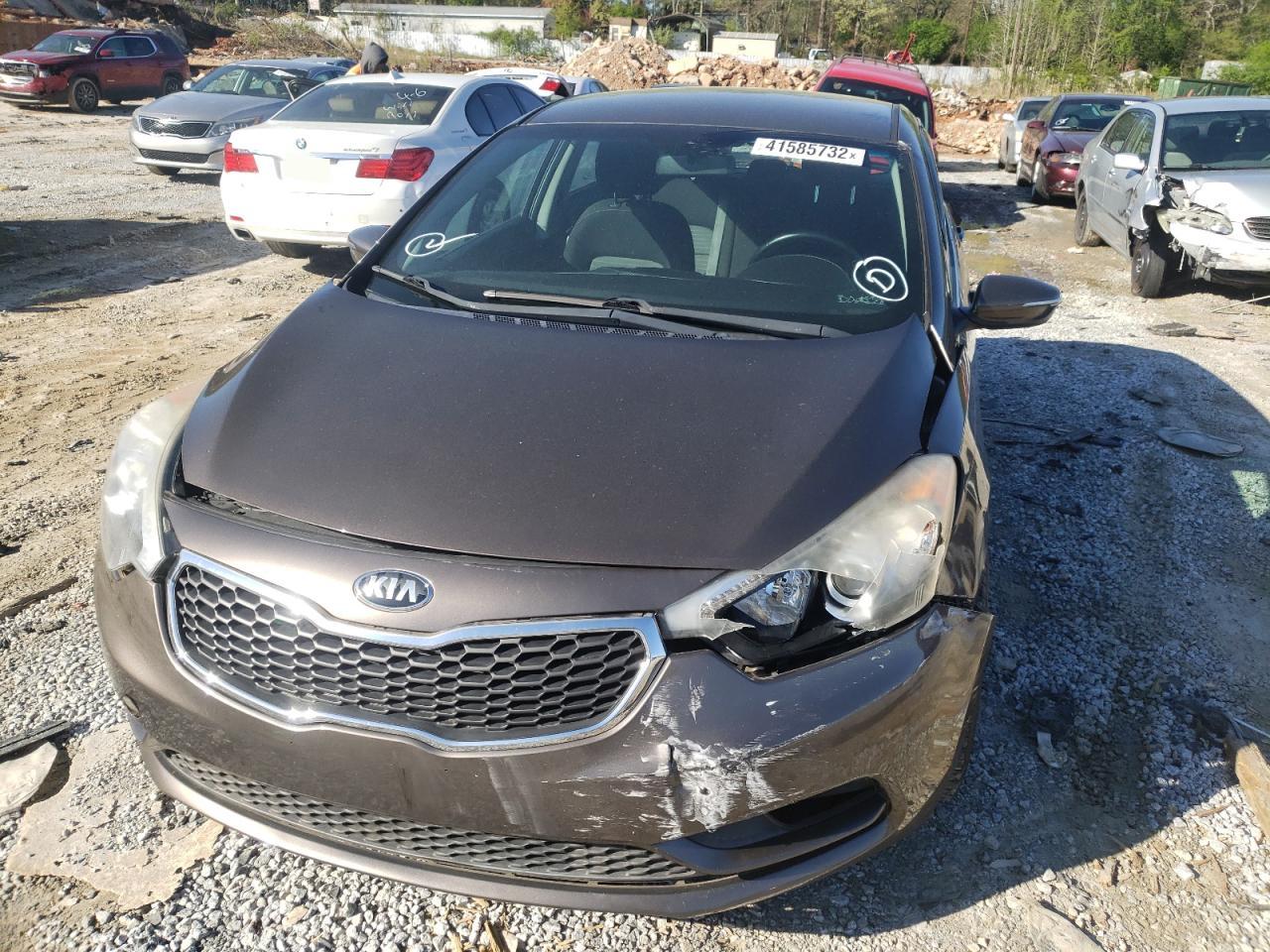 Photo 9 from auction – 2014 KIA FORTE EX with VIN KNAFX5A8XE5241465