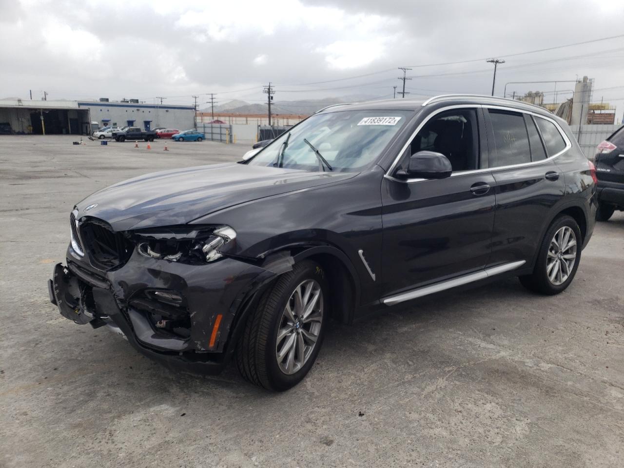 Photo 2 from auction – 2019 BMW X3 SDRIVE3 with VIN 5UXTR7C5XKLF26805