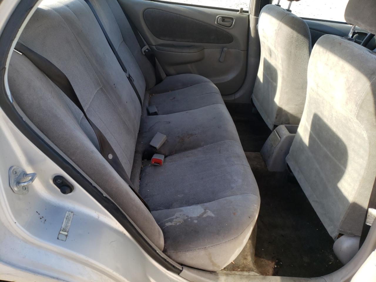 Photo 6 from auction – 2002 TOYOTA COROLLA CE with VIN 2T1BR12E42C527903
