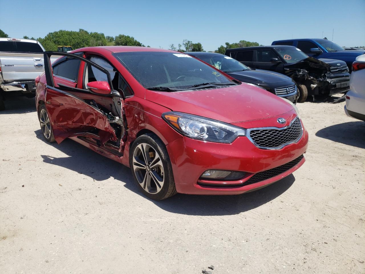 KIA FORTE EX 2014 with VIN KNAFX4A85E5235924 - Photo from auction