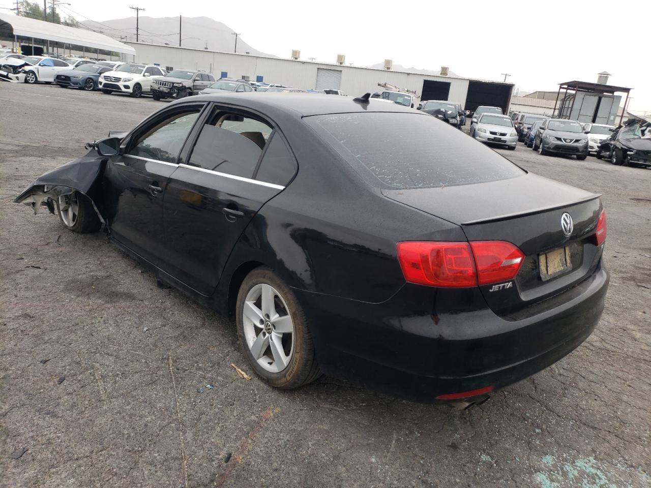 Photo 3 from auction – 2012 VOLKSWAGEN JETTA TDI with VIN 3VWLL7AJ6CM317560