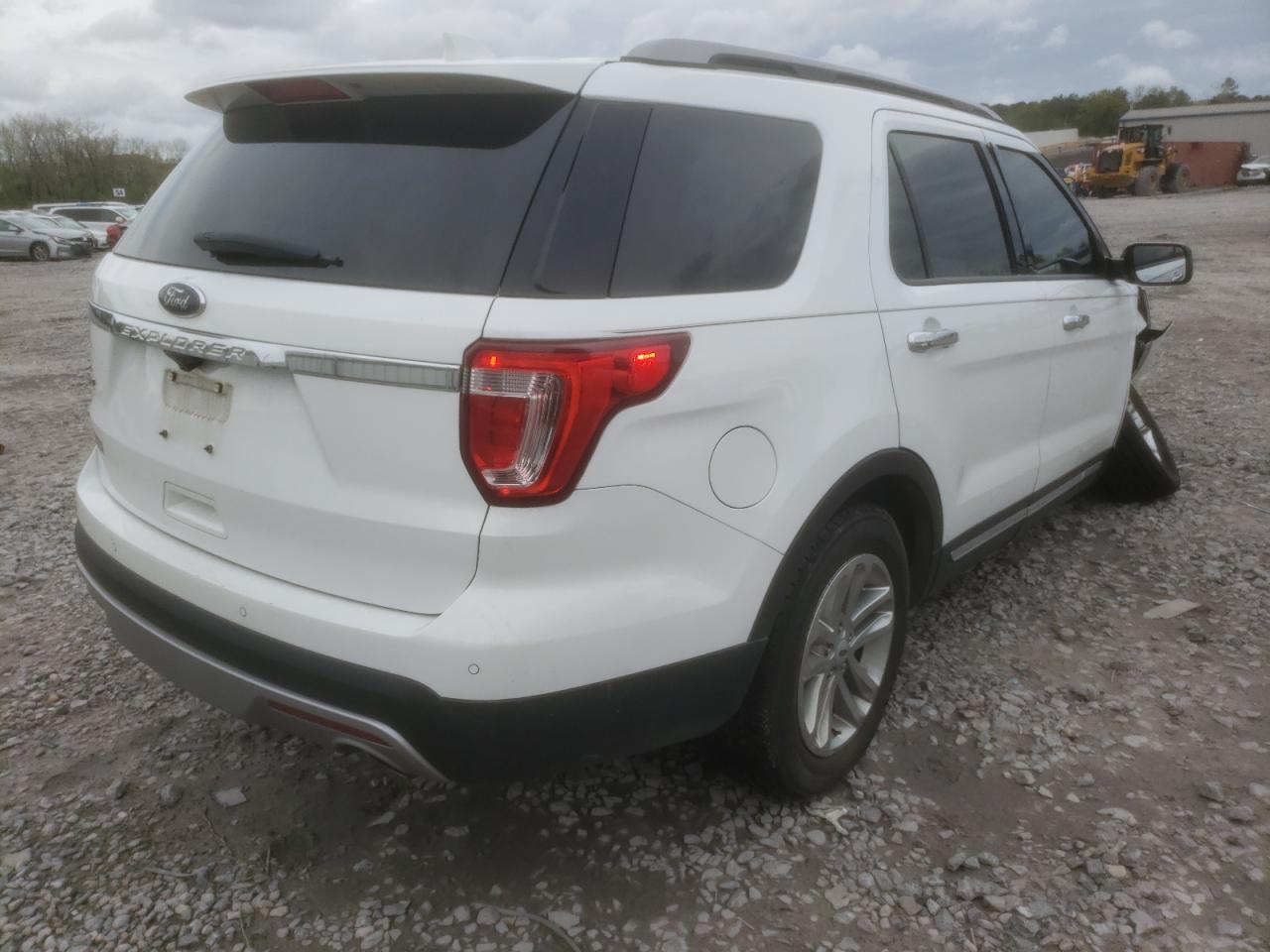 Photo 4 from auction – 2017 FORD EXPLORER X with VIN 1FM5K7D86HGB12521