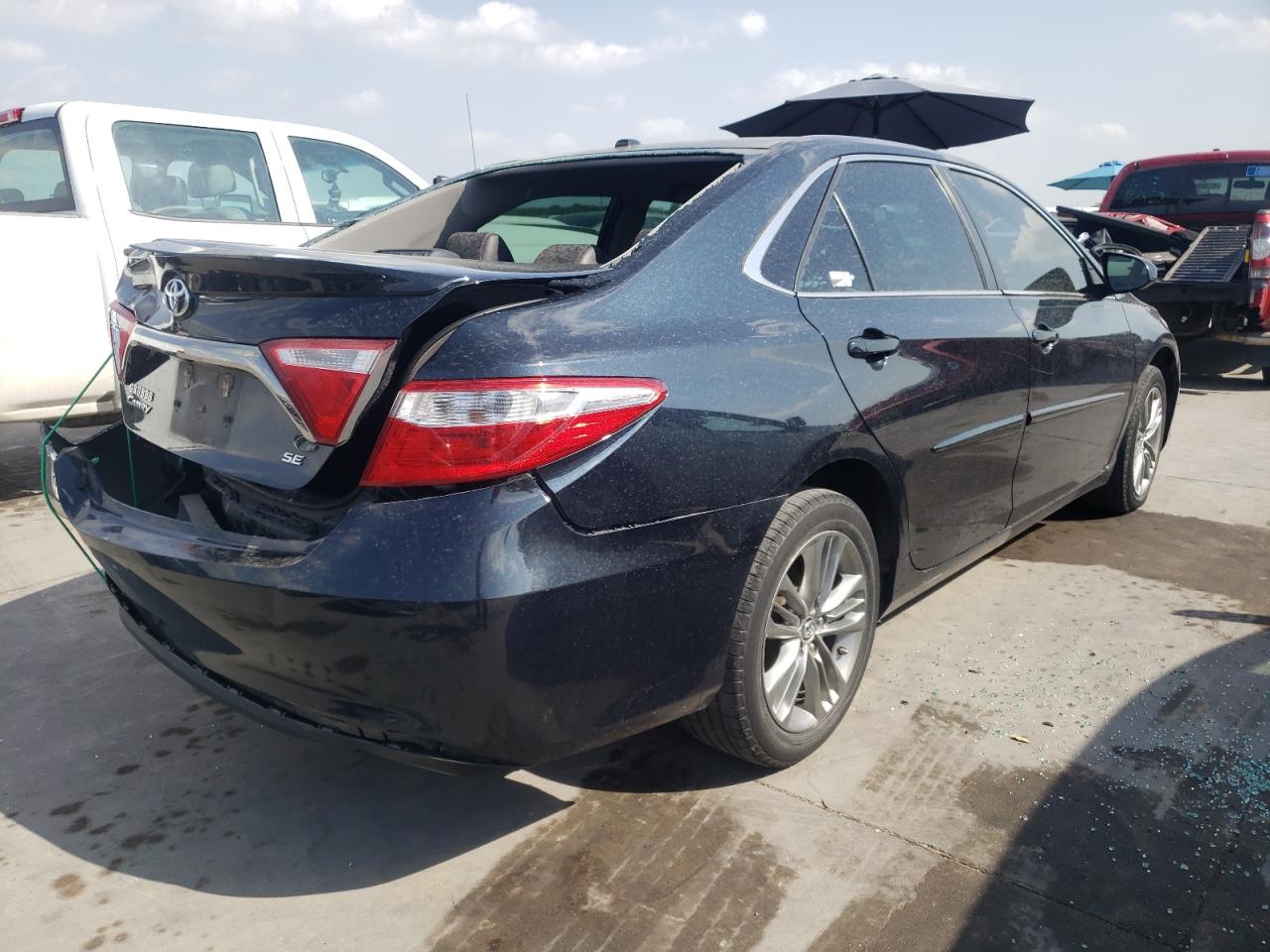 Photo 4 from auction – 2016 TOYOTA CAMRY LE with VIN 4T1BF1FK6GU547133